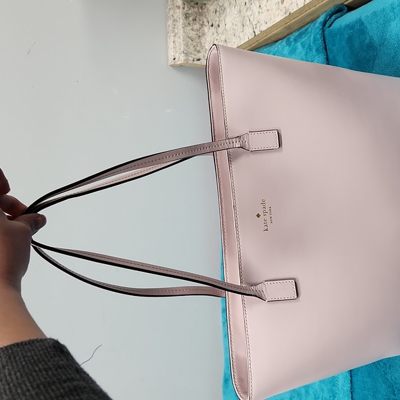 Kate Spade Tote - Picture 4 of 10